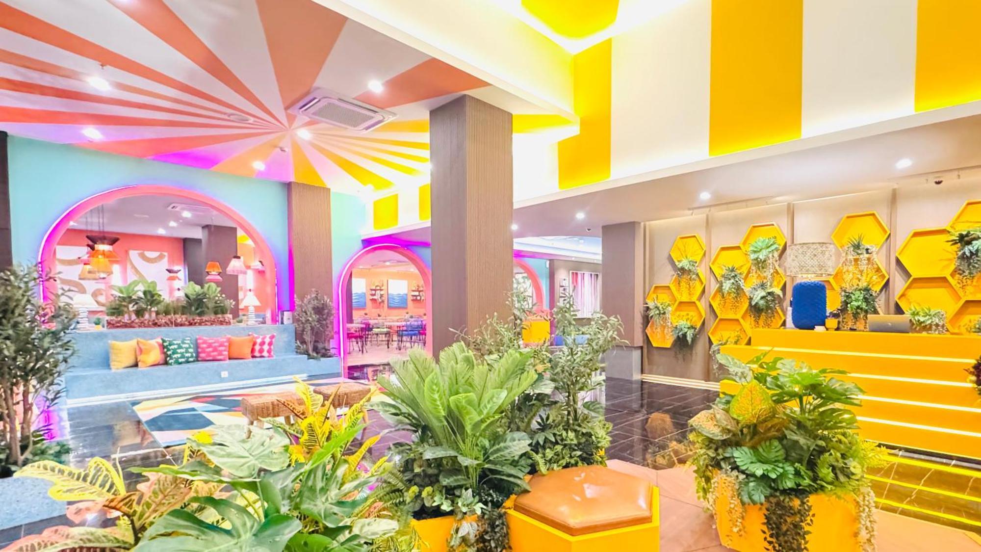 Yellow Bee Resort Cililitan Τζακάρτα Εξωτερικό φωτογραφία